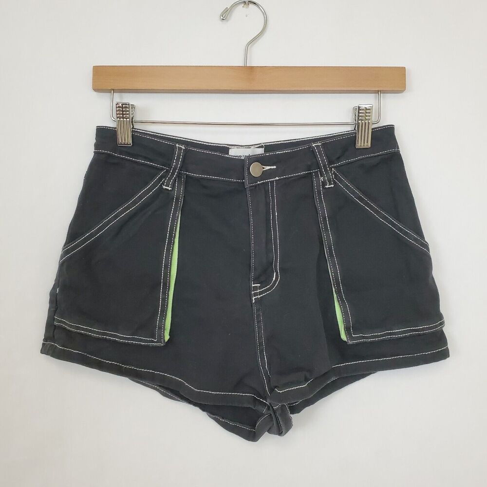 Super Down Womens Shorts Size 28 Green Trim 3D Pockets Black‎ Y2K 90s Trendy